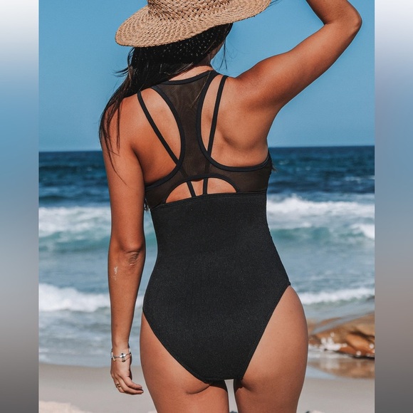 Cupshe Racerback ribbed one piece swimsuit - Picture 2 of 8